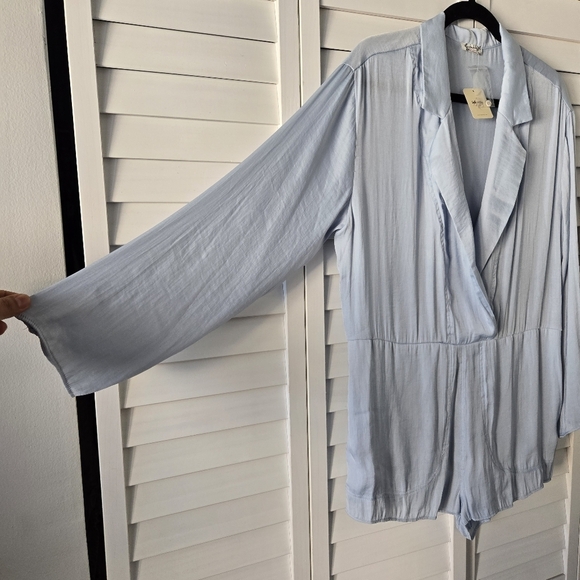 Intimately Free People Light Blue Long Sleeve Collared Loungewear Romper Size M - Picture 5 of 13
